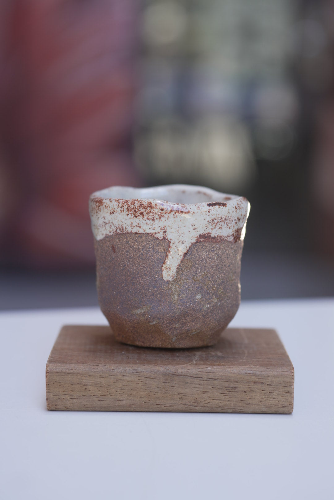 4oz Tento Clay Cup - White/ Brown gloss